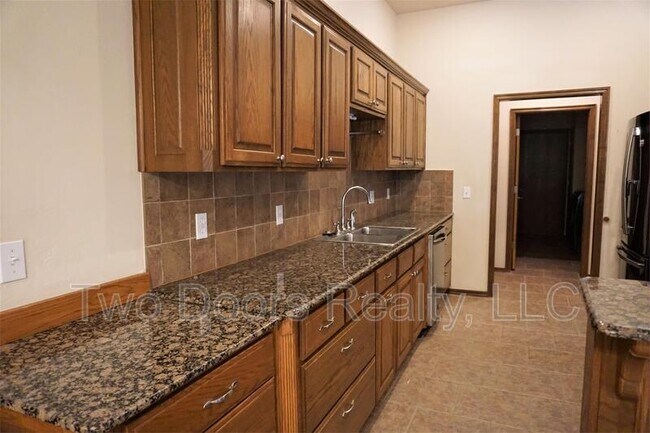 Building Photo - 9601 Crooked Creek Ln