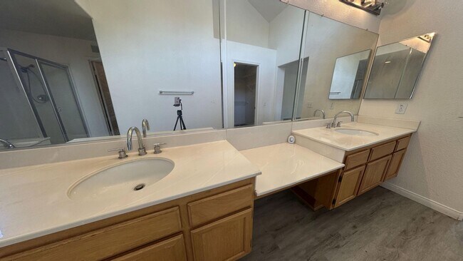 Building Photo - 2191 S Wild Canyon Dr