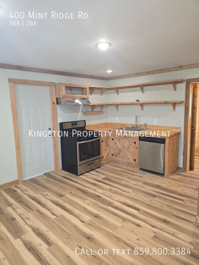 Building Photo - 400 Mint Ridge Rd