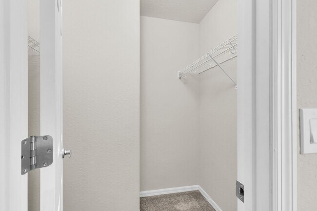 Building Photo - 11302 SW 62nd Cir