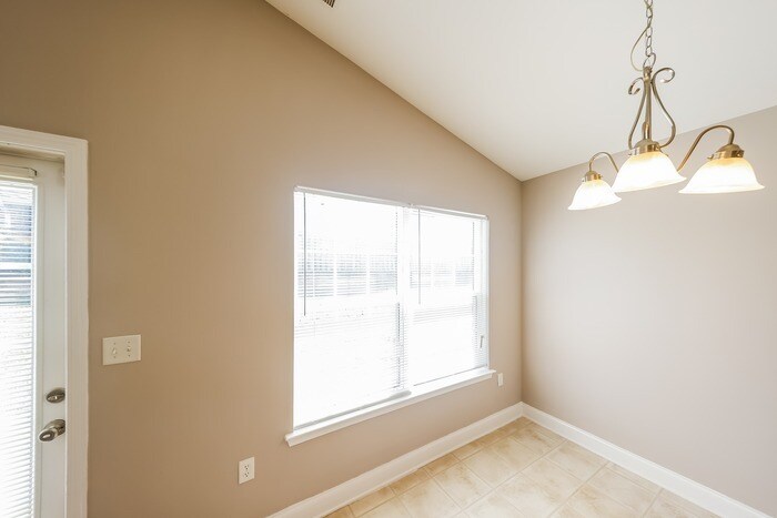 Building Photo - 254 Ivy Hills Cir