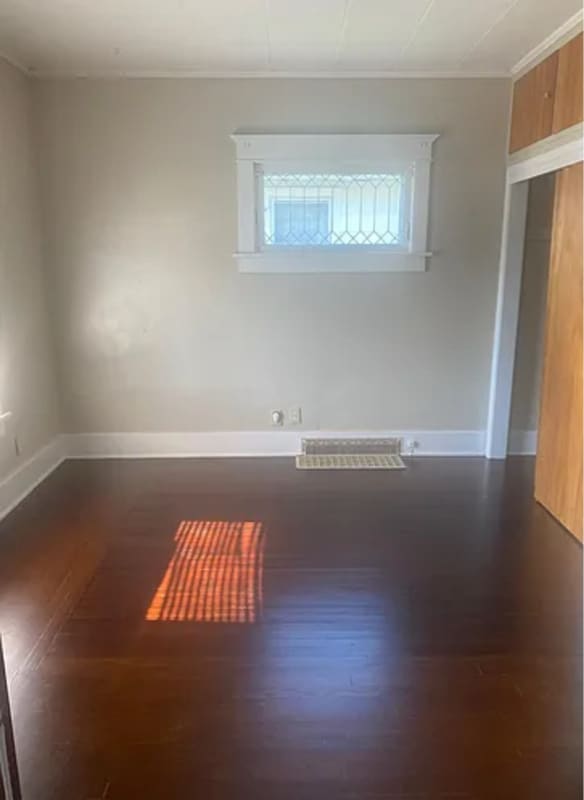 Building Photo - 3215 N 60th St