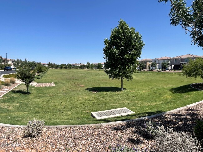 Building Photo - 1810 S Jesse Pl