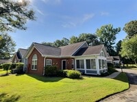 Building Photo - 1125 Oak Timber Cir