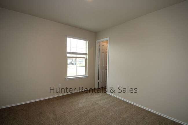 Building Photo - Patriots Ridge