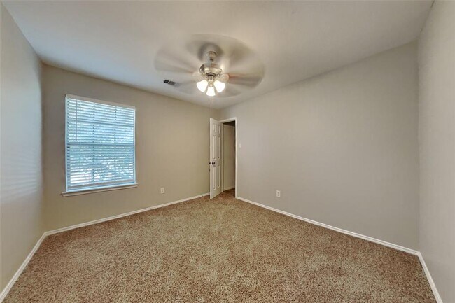 Building Photo - 21210 Bridgemeadows Ln