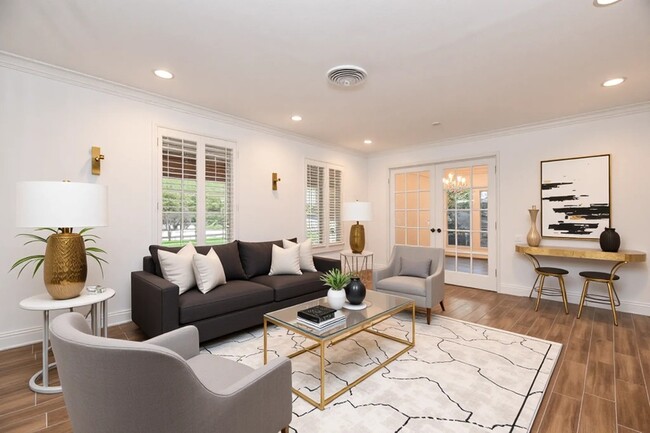 Building Photo - 7506 Creekwood Dr