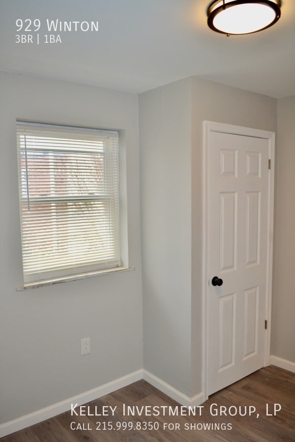 Building Photo - 929 Winton-