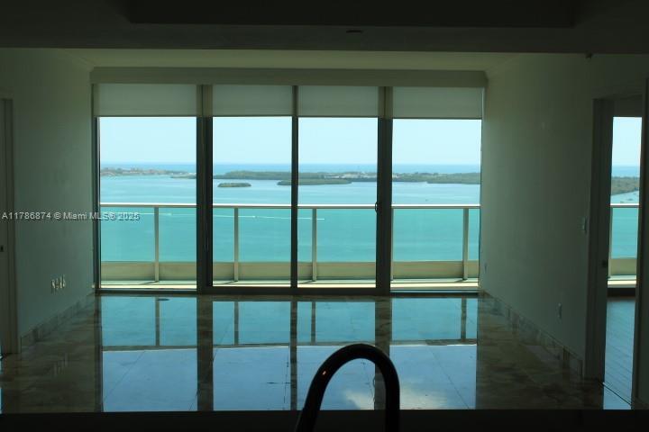 Building Photo - 1331 Brickell Bay Dr