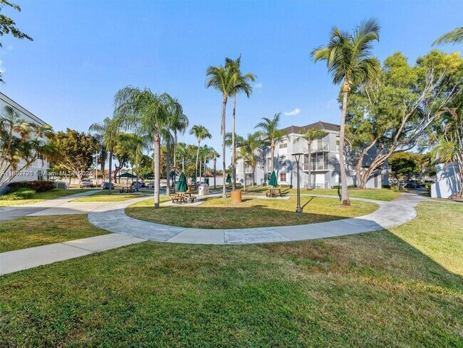 Building Photo - 8670 SW 212th St