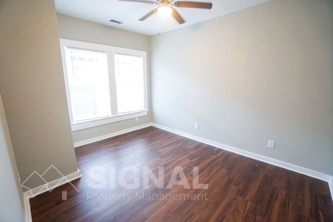 Building Photo - 3845 36th Ave N