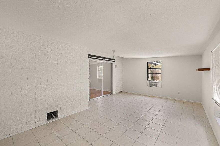 Building Photo - 403 Flournoy Dr