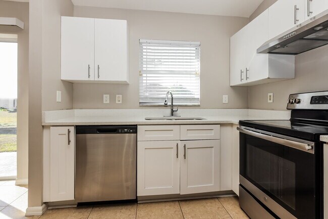 Building Photo - 1216 Belgrave St