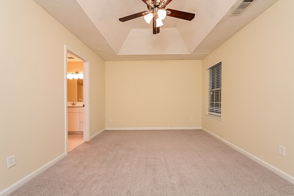 Building Photo - 406 Summer Hill Cir