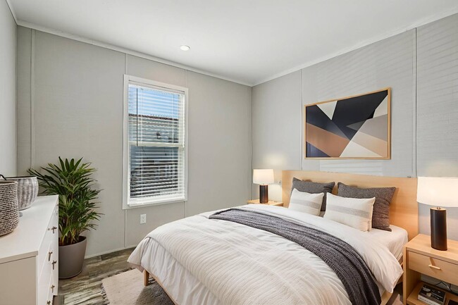 Building Photo - 1607 American Dr