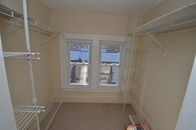 Building Photo - 39 Cleveland St