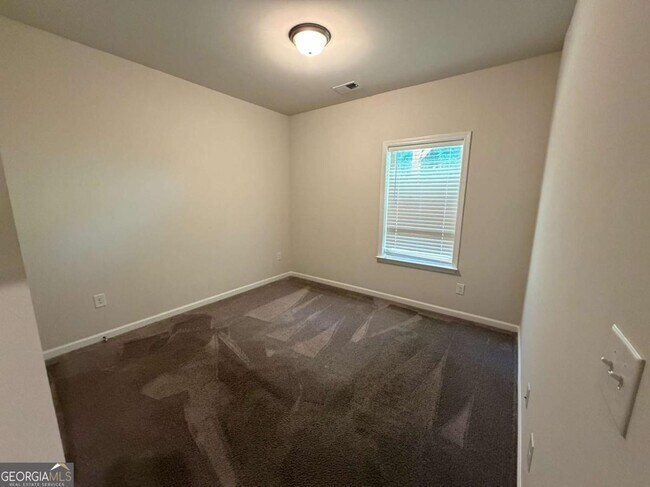 Building Photo - 311 Mahone Dr