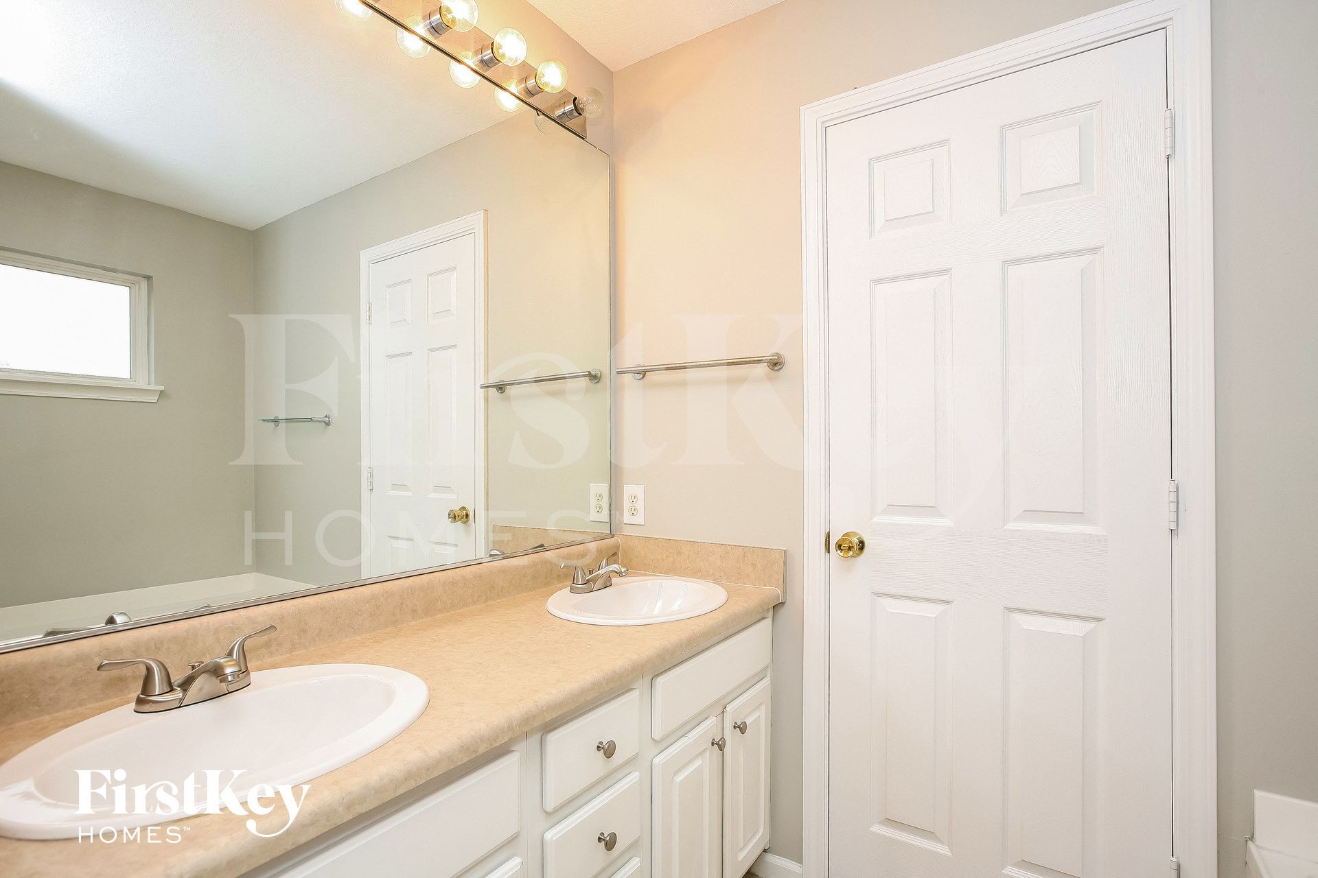 Building Photo - 15543 Dusty Trail