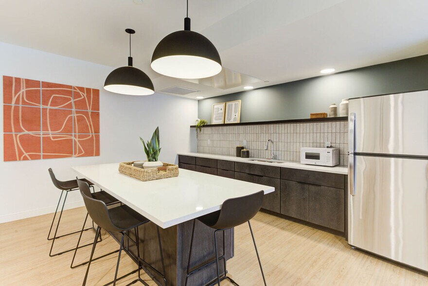 Morrow Apartments 1835 University Ave W Saint Paul MN 55104