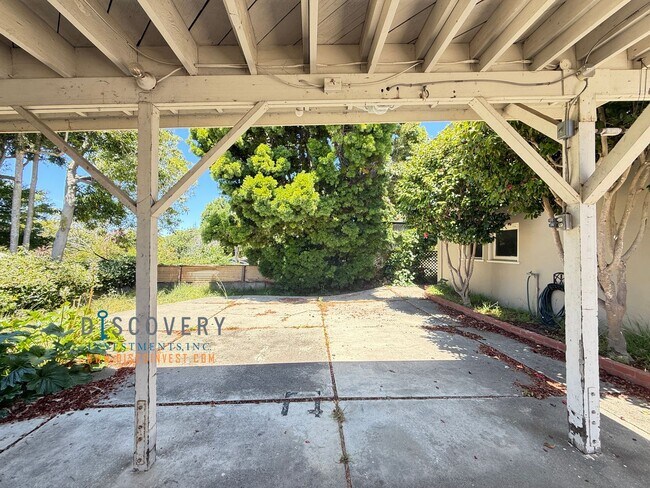 Building Photo - Newly Renovated & Turn-Key Home in Prime El Cerrito Walking Distance to BART and Parks