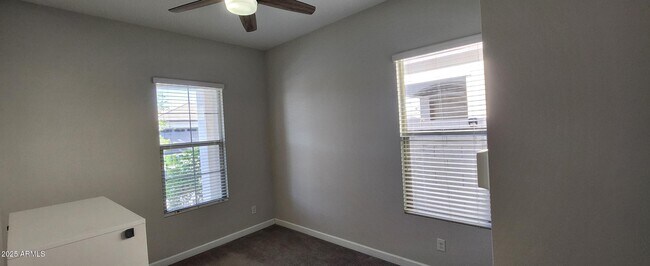 Building Photo - 6621 E Villa Rita Dr