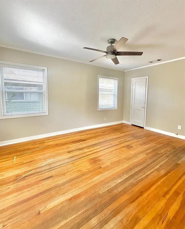 Building Photo - 2712 Windsor Rd