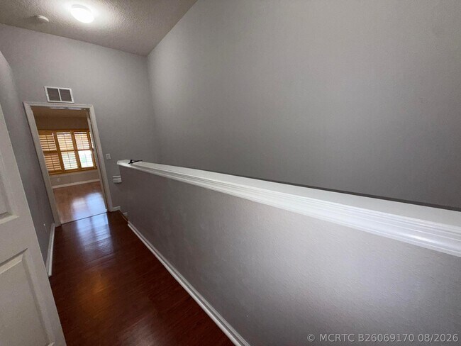 Building Photo - 1083 Woodfield Rd