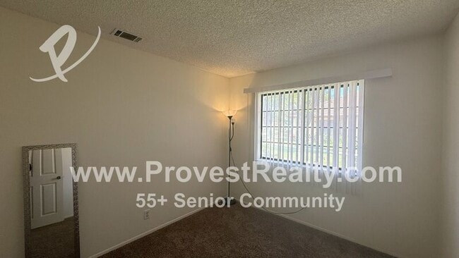 Building Photo - 19240 Cottonwood Dr