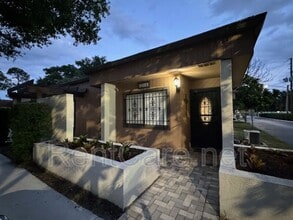 Building Photo - 2304 Inagua Way