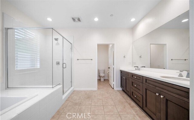 Building Photo - 120 Halo