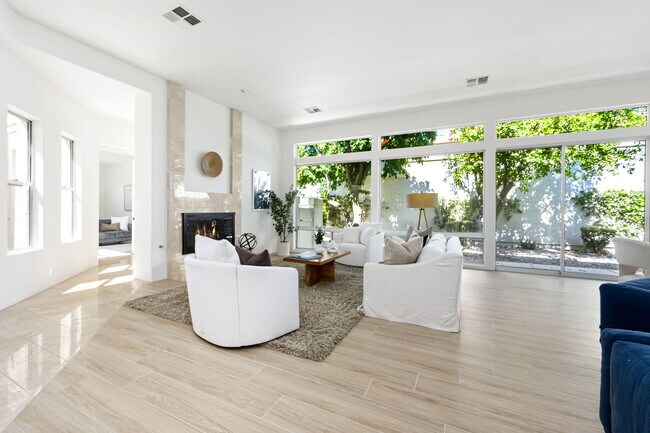 Building Photo - 75070 Muirfield Ct
