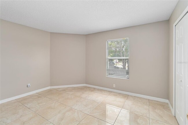 Building Photo - 2664 Tall Maple Loop