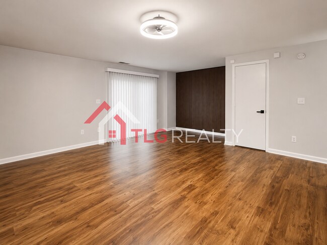 Building Photo - 9728 Old Gate Dr