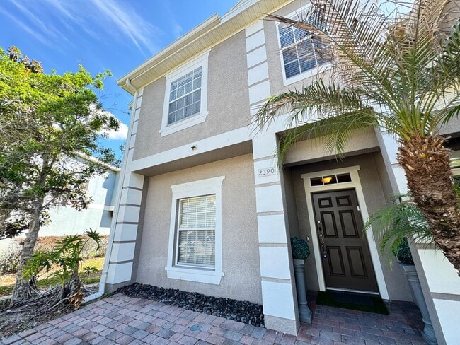 Building Photo - Fully Furnished 5-Bed End-Unit Townhome with Hot Tub in Gated Coral Cay! WASHER & DRYER INCLUDED!