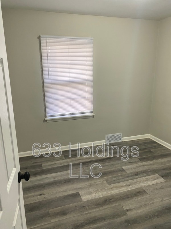 Building Photo - 3807 N Faber Ave