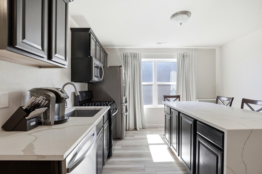 Building Photo - 5331 Wagon Hammer Dr