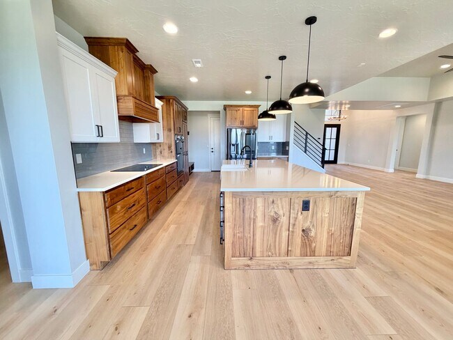 Building Photo - 3134 Blue Heron Dr