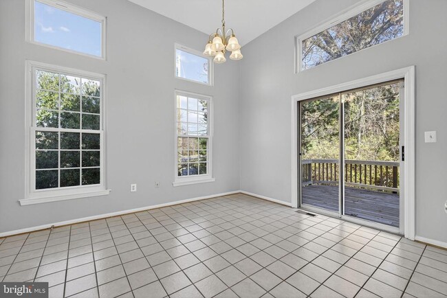 Building Photo - 2901 Mainstone Dr