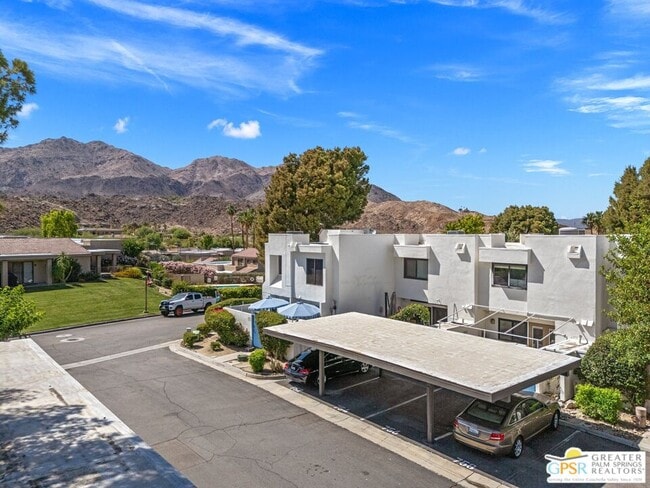 Building Photo - 48756 Desert Flower Dr