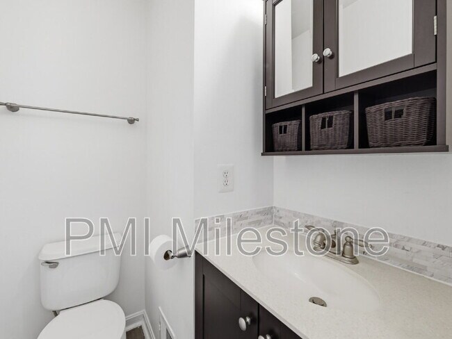 Building Photo - 47 Hokes Run