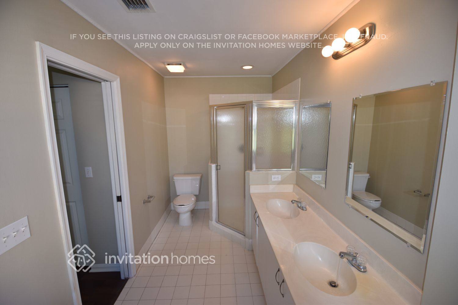 Building Photo - 7901 Lakewood Cove Ct