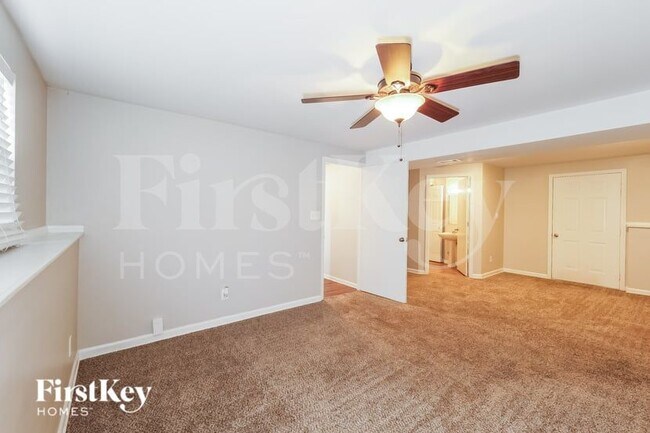 Building Photo - 2035 NE Cookson Ct