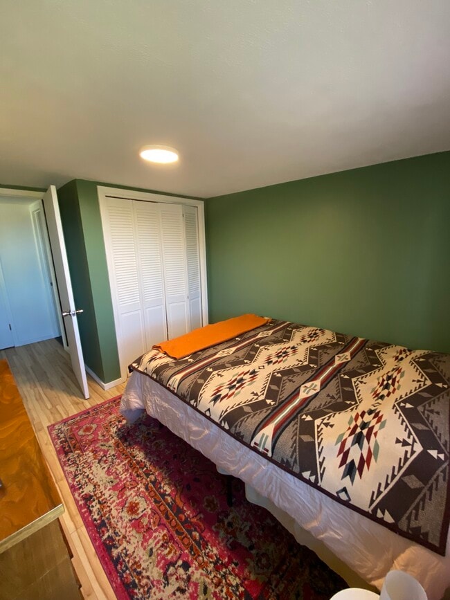 Building Photo - 136 Lance Ln