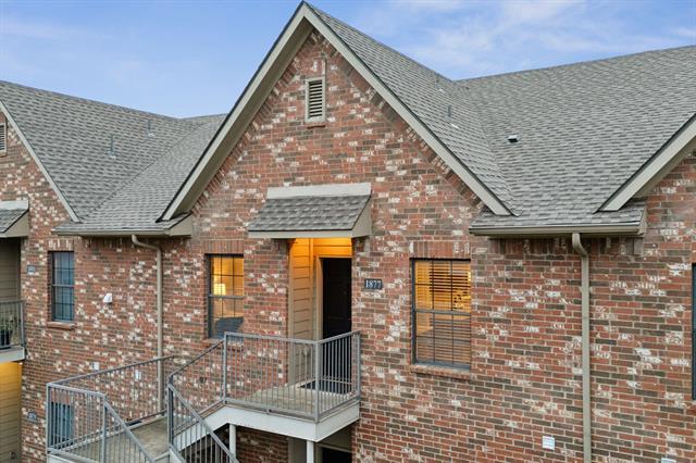 Building Photo - 1877 Signal Ridge Pl
