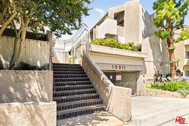 Great Studio City Location currently being remodeled - 10911 Bluffside Dr
