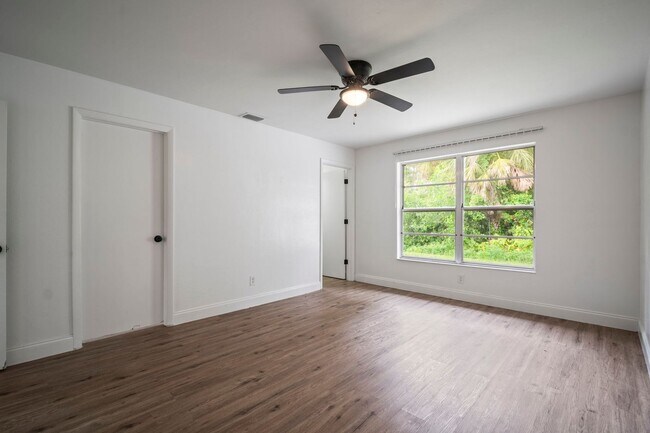 Building Photo - Affordable 2-bedroom, 2-bathroom apartment...