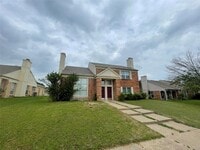 Building Photo - 2224 Forestbrook Dr