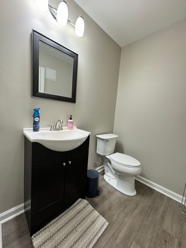 Building Photo - 4 Bedrooms with Finished Basement and Bonu...