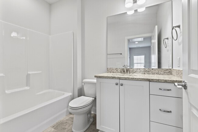 Building Photo - 2272 Pam Cir