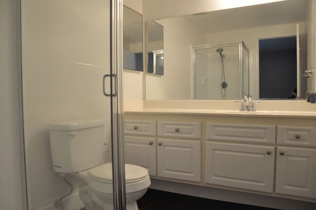 Building Photo - LEFFINGWELL #43 WHITTIER 90603 (2 BED / 2 BATH)